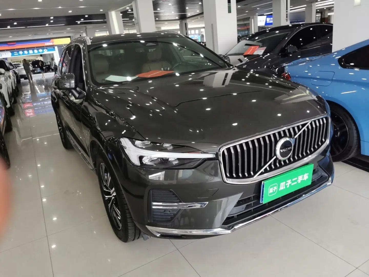 Volvo XC60 2022 B5 4x4 Smart Luxury Edition — миниатюра 3