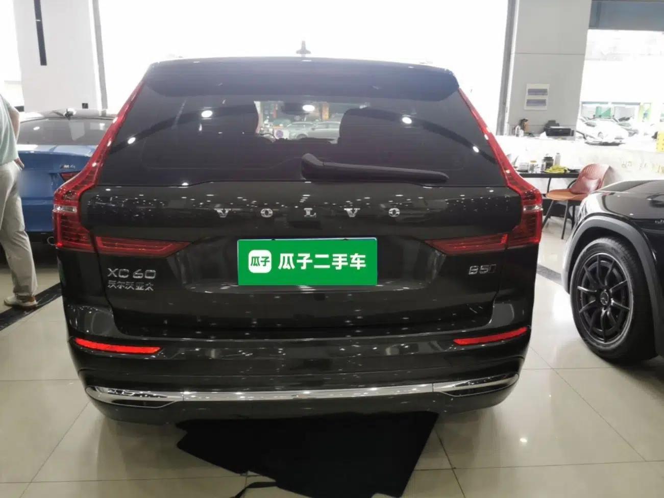 Volvo XC60 2022 B5 4x4 Smart Luxury Edition — миниатюра 5