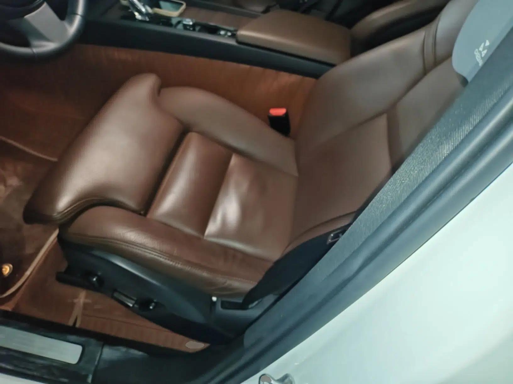 Volvo XC60 2024 B5 4x4 Smart Luxury Edition — миниатюра 18