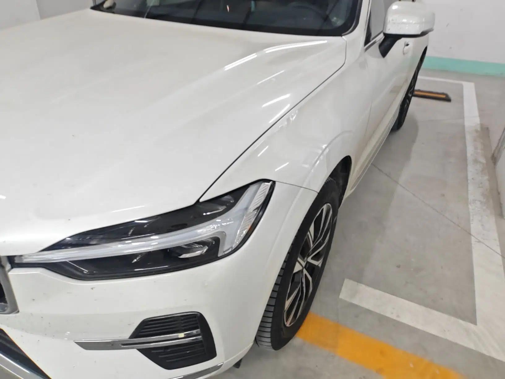 Volvo XC60 2024 B5 4x4 Smart Luxury Edition — миниатюра 9