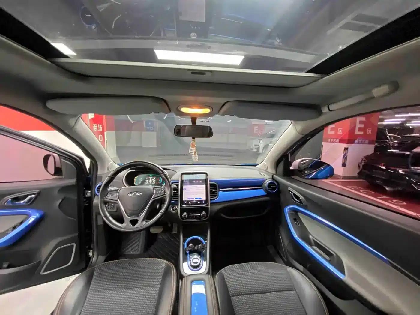 Little Ant 2019 4-seater Smart Edition 35kWh — миниатюра 9