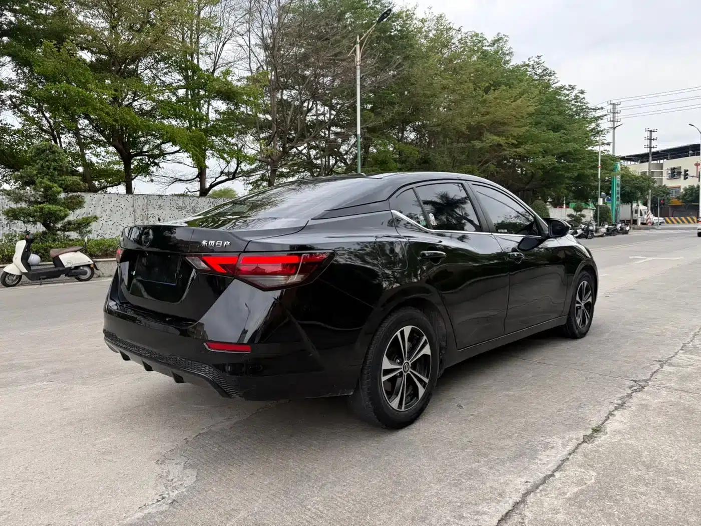 Nissan Sylphy 2022 1.6L XL CVT Enjoy Edition — миниатюра 6