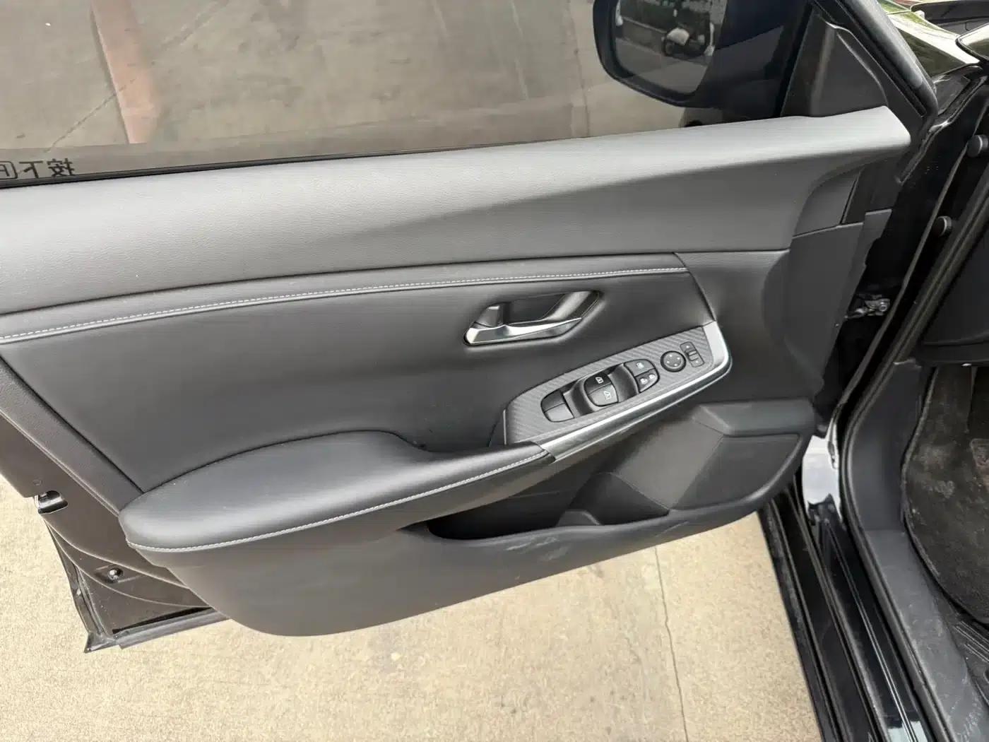 Nissan Sylphy 2022 1.6L XL CVT Enjoy Edition — миниатюра 8