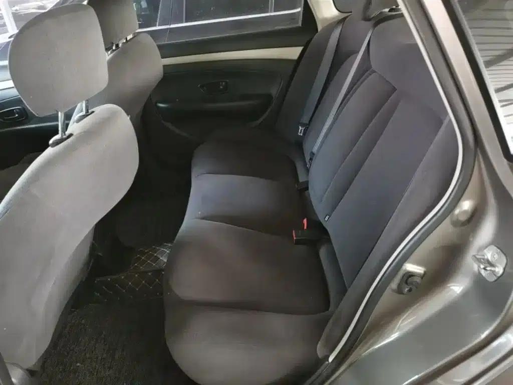 Nissan Sylphy 2019 Classic 1.6XE+ CVT Intelligent Leading Edition — миниатюра 17