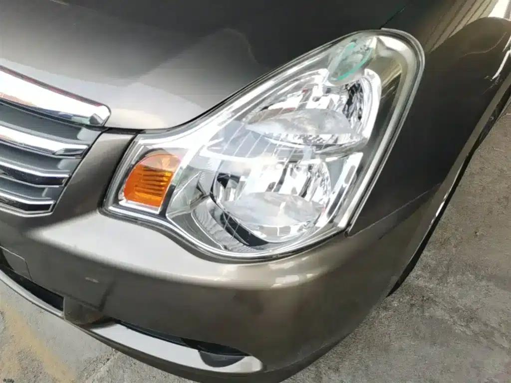 Nissan Sylphy 2019 Classic 1.6XE+ CVT Intelligent Leading Edition — миниатюра 24