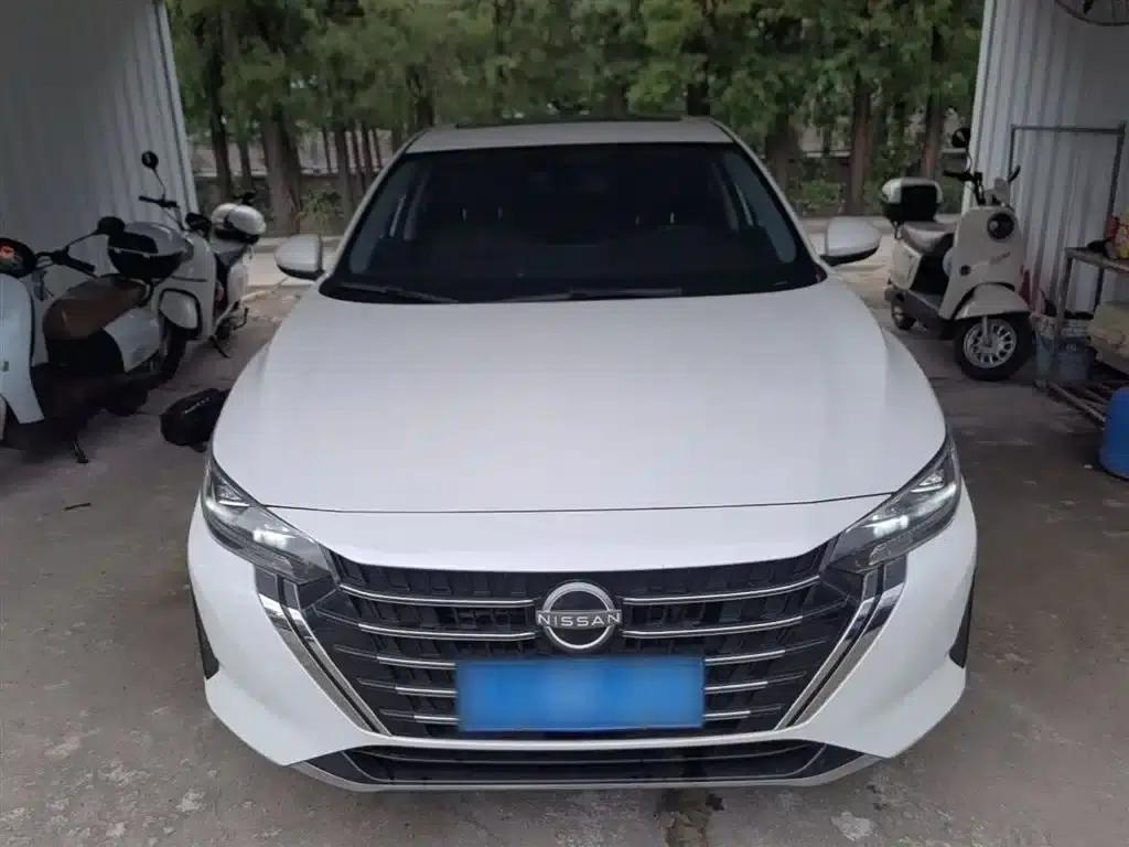 Nissan Sylphy 2023 1.6L CVT Enjoy Edition — миниатюра 3