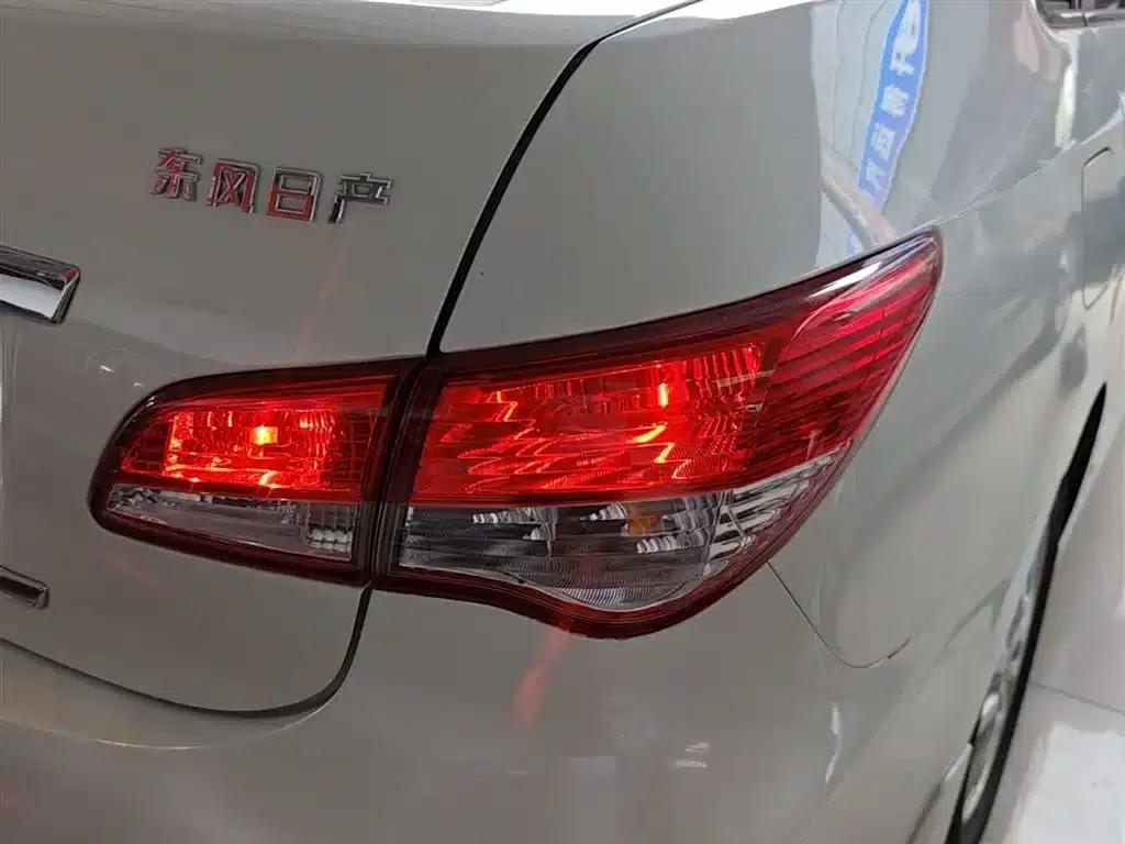 Nissan Sylphy 2012 Classic 1.6XE Automatic Comfort Edition — миниатюра 8