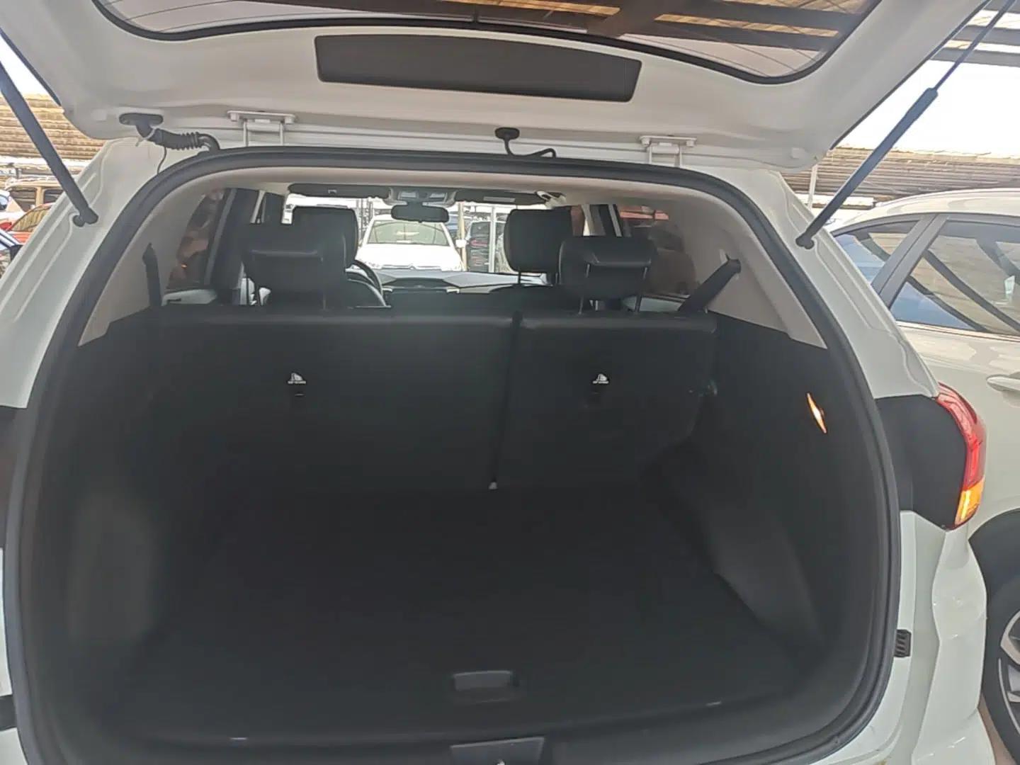 Hyundai ix25 2017 1.6L Automatic Smart Version — миниатюра 22