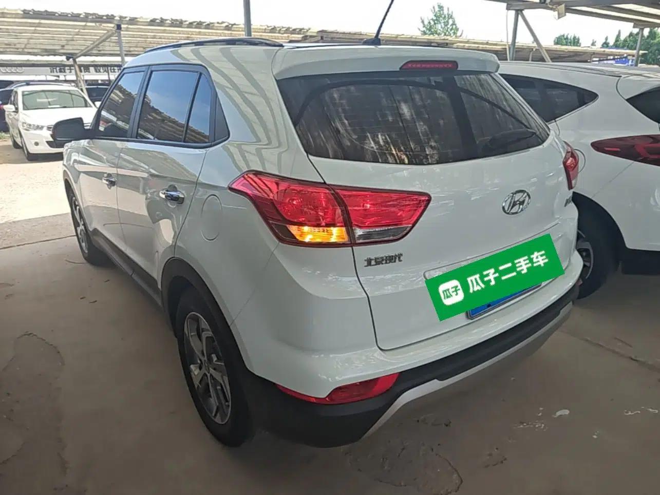 Hyundai ix25 2017 1.6L Automatic Smart Version — миниатюра 4