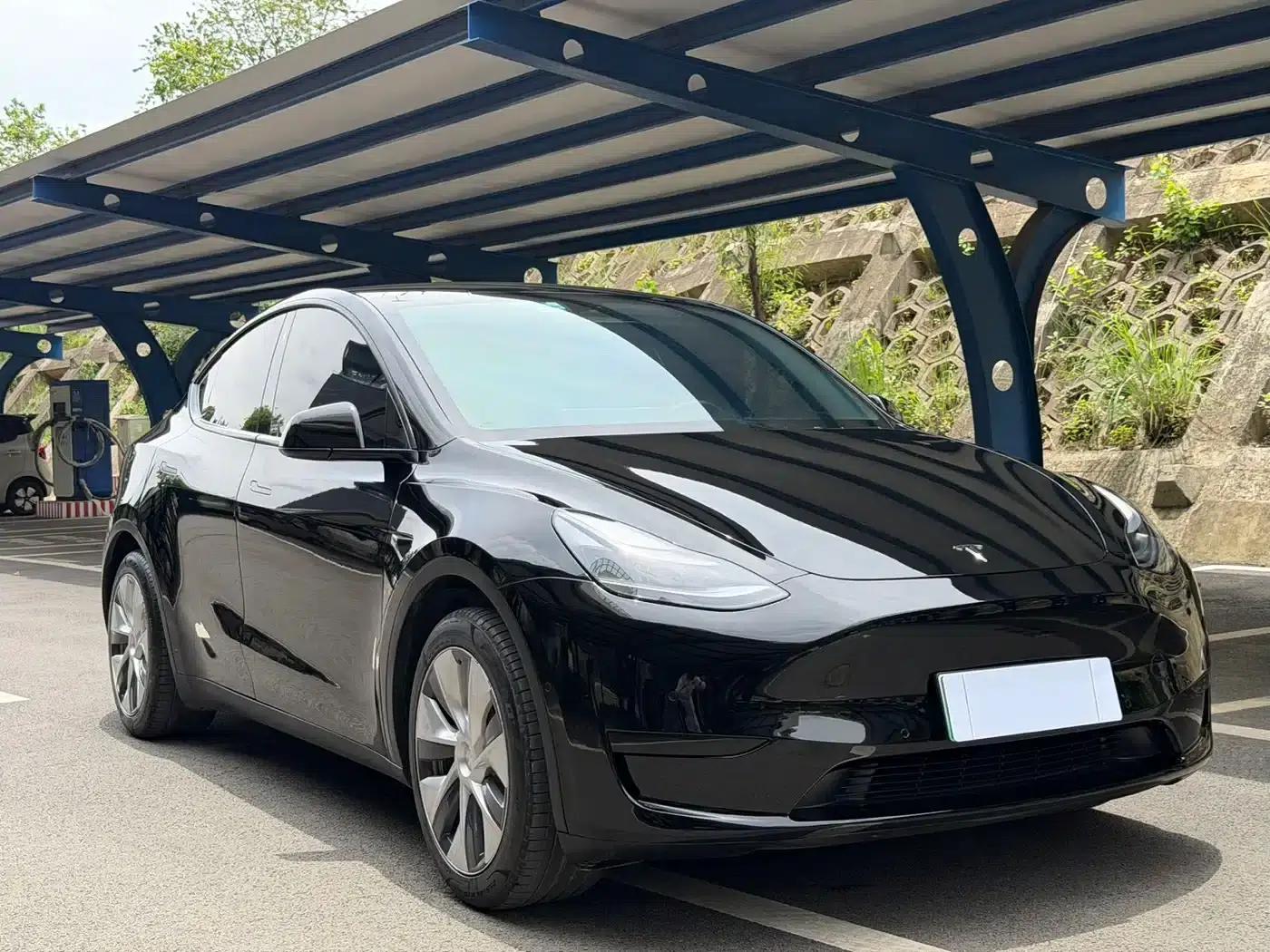 Model Y 2022 Facelift Rear-Wheel Drive Version — миниатюра 3
