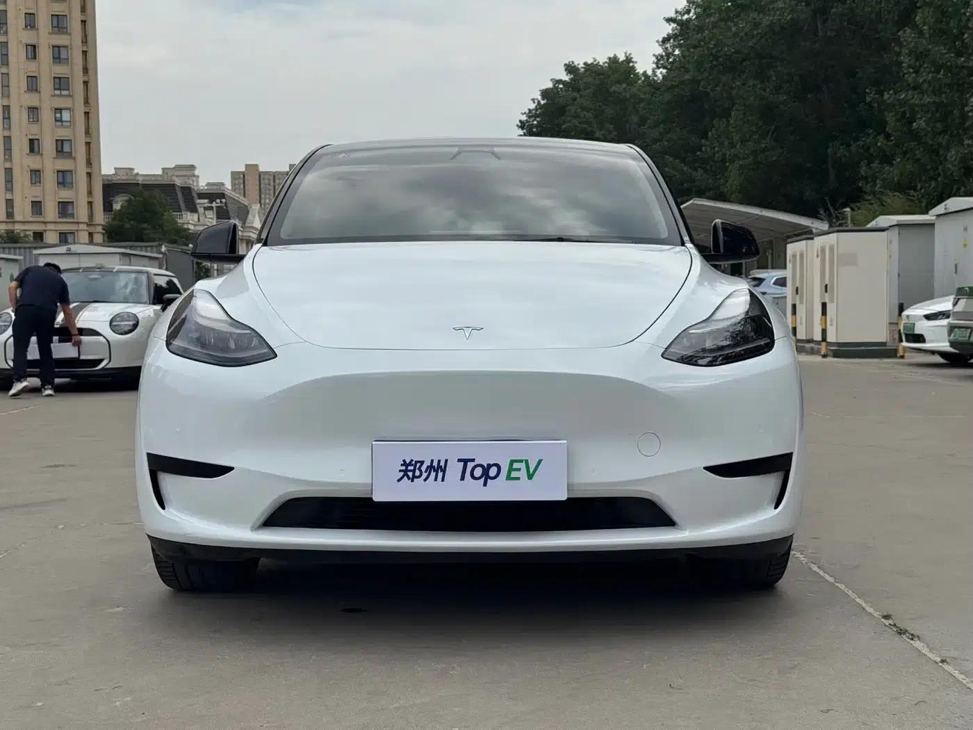Model Y 2022 Rear-Wheel Drive — миниатюра 2