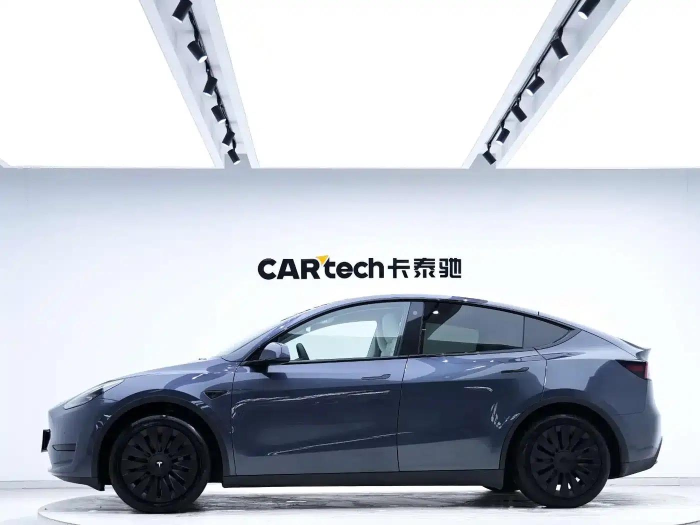 Model Y 2023 Rear-Wheel Drive — миниатюра 2