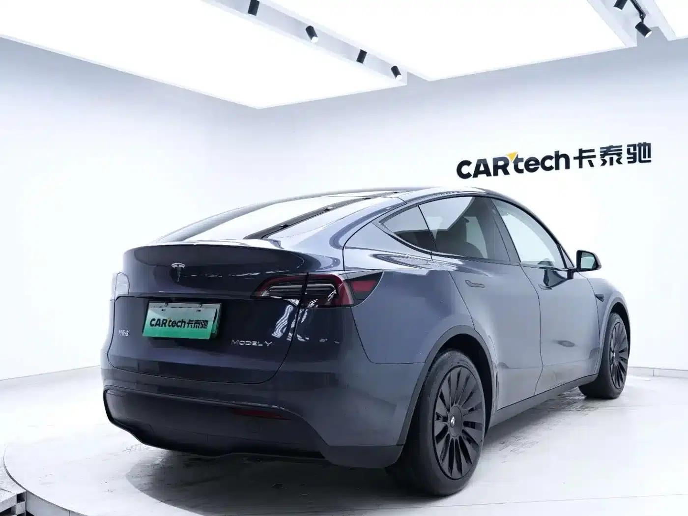 Model Y 2023 Rear-Wheel Drive — миниатюра 21