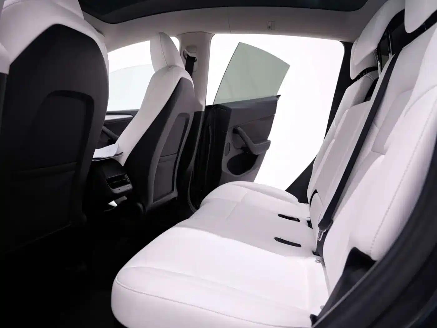 Model Y 2023 Rear-Wheel Drive — миниатюра 23