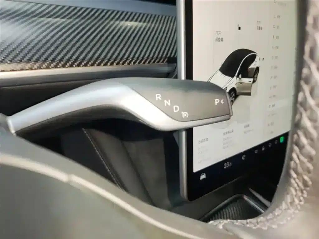 Model Y 2022 Long Range All-Wheel Drive — миниатюра 14