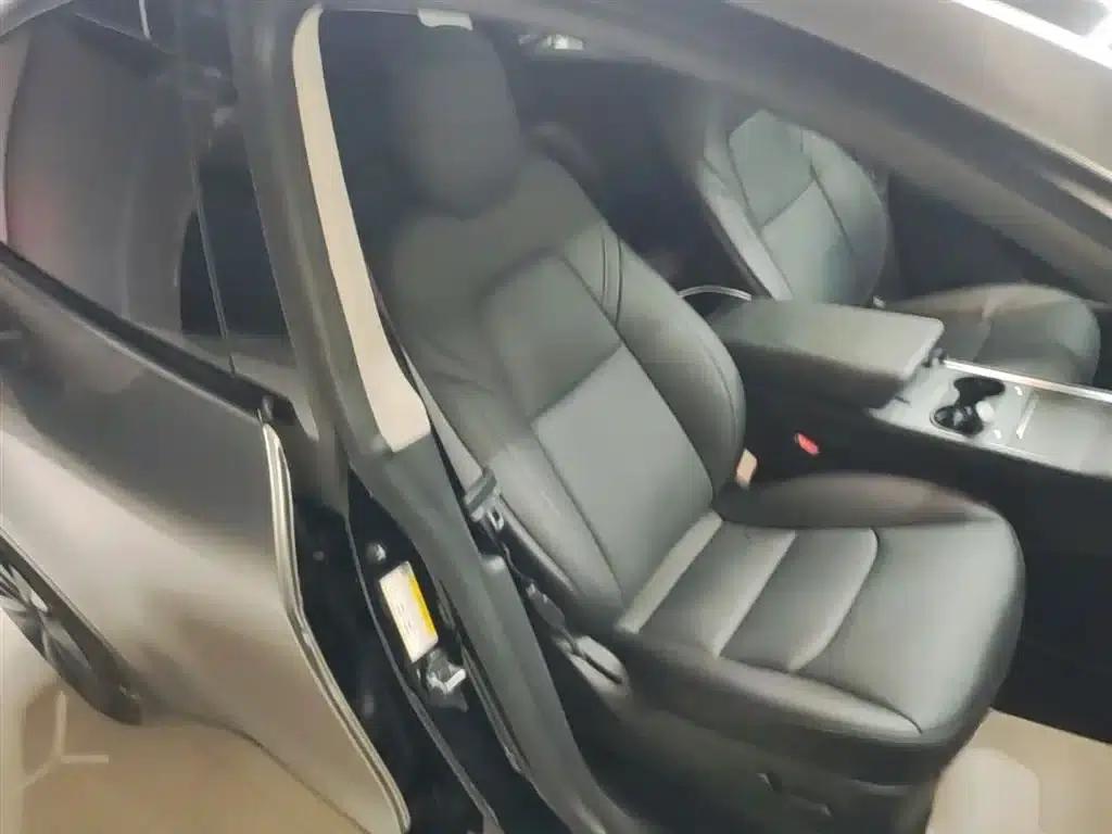 Model Y 2022 Long Range All-Wheel Drive — миниатюра 25