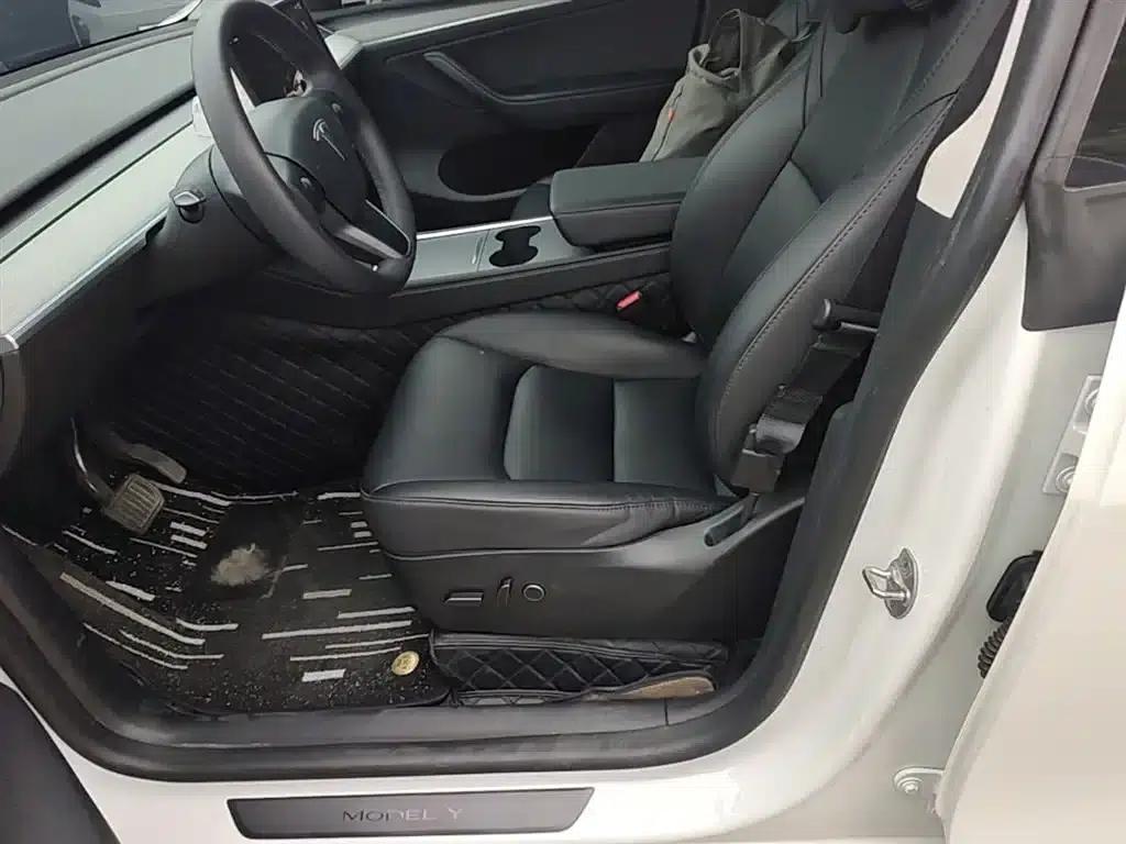Model Y 2023 Rear-Wheel Drive — миниатюра 15