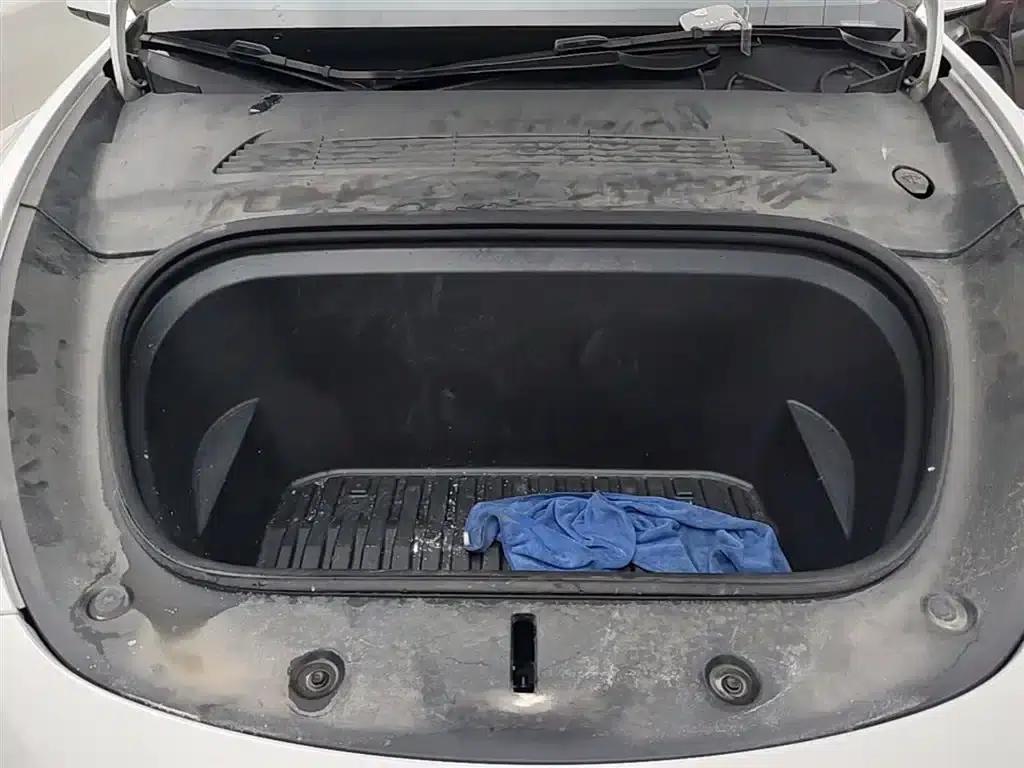 Model Y 2023 Rear-Wheel Drive — миниатюра 20