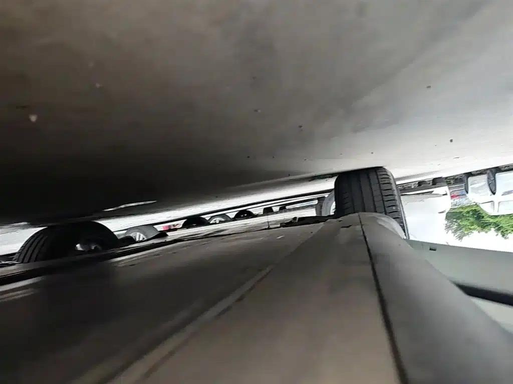 Model Y 2023 Rear-Wheel Drive — миниатюра 22