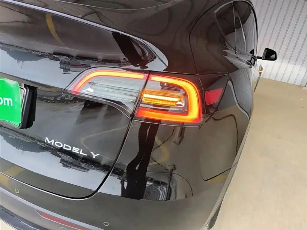Model Y 2022 Facelift Rear-Wheel Drive Version — миниатюра 8
