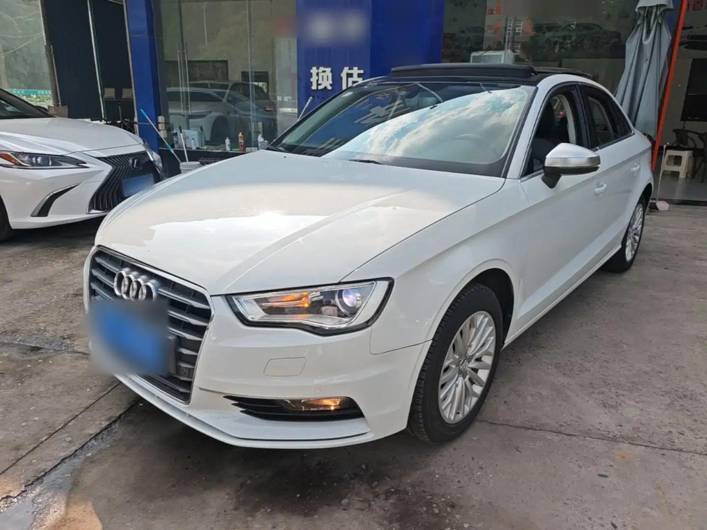 Audi A3 2016 Limousine 35 TFSI Prestige Edition — миниатюра 1