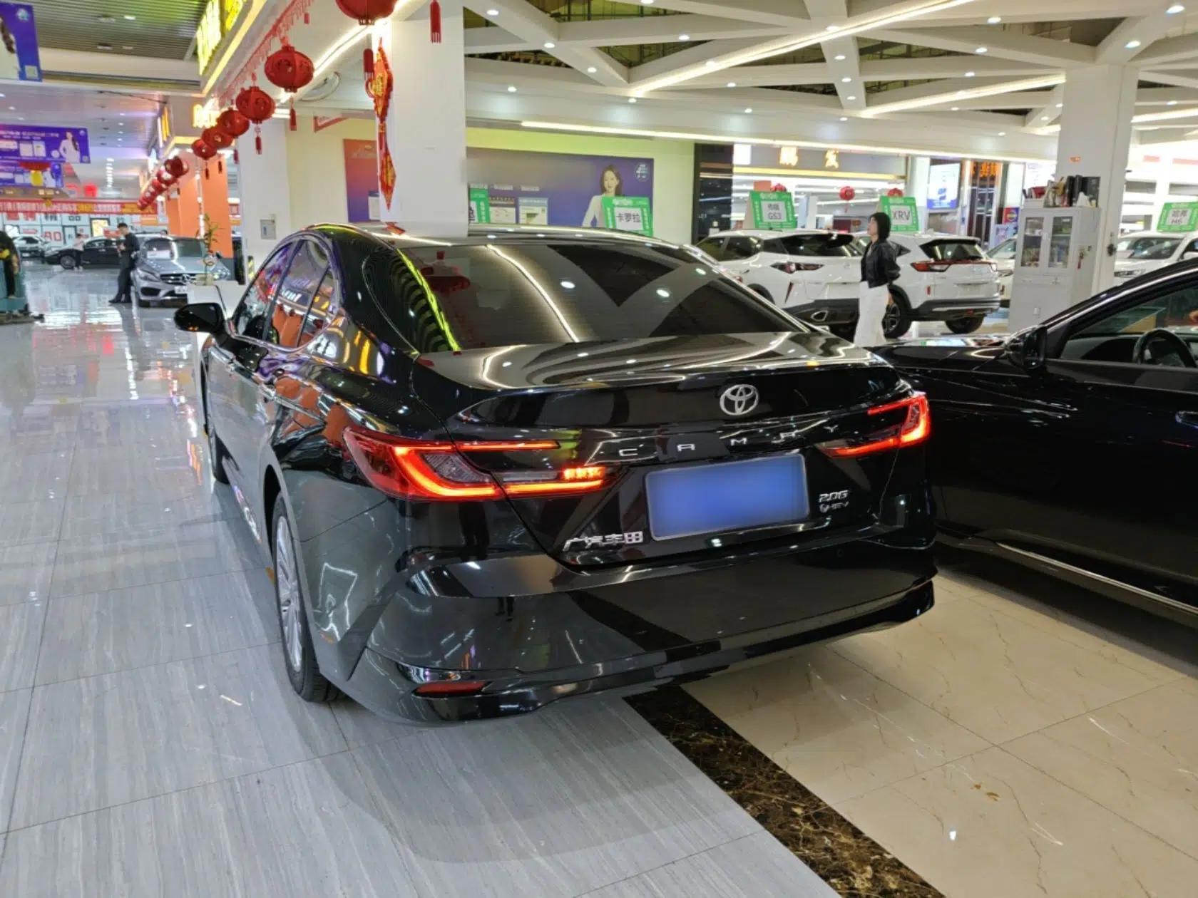 Toyota Camry 2024 Dual-Motor 2.0 HG Premium Edition — миниатюра 4
