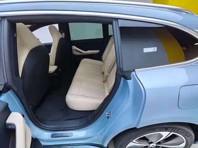 NIO ET5T 2024 Model 75kWh Touring — миниатюра 11