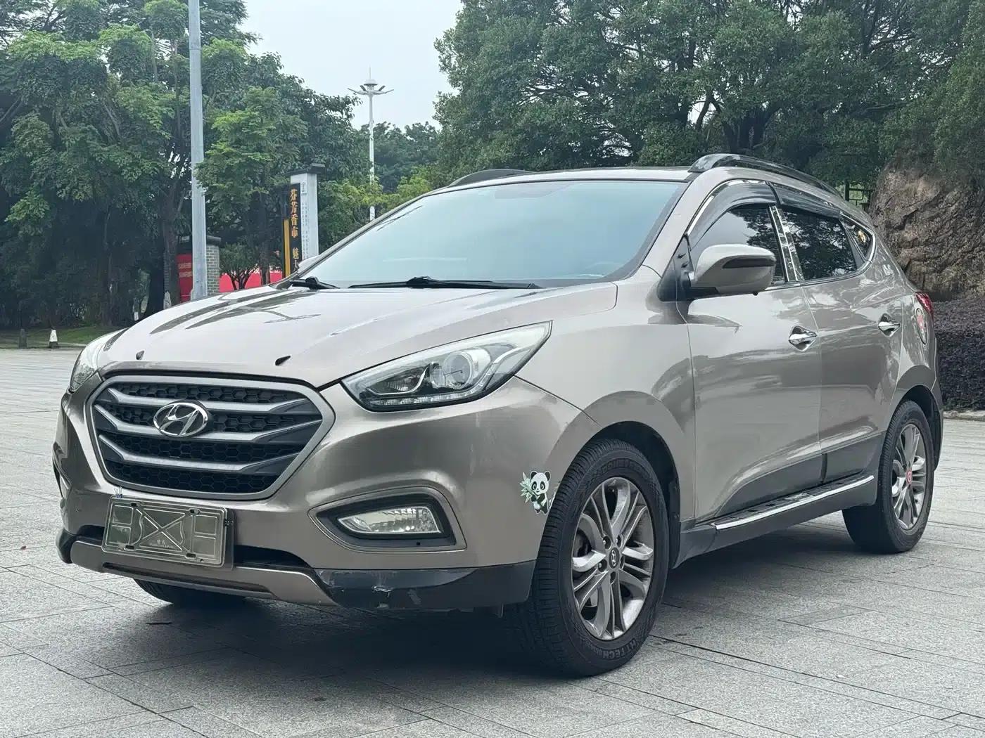 Beijing Hyundai ix35 2013 2.0L Automatic 2WD Smart GLS (National IV Emission Standard) — миниатюра 1