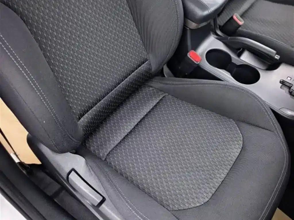 Beijing Hyundai ix35 2013 2.0L Automatic 2WD Comfort GL (National V Emission Standard) — миниатюра 7