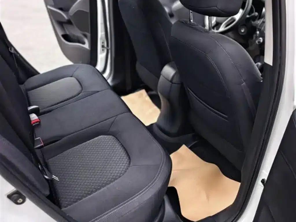 Beijing Hyundai ix35 2013 2.0L Automatic 2WD Comfort GL (National V Emission Standard) — миниатюра 9