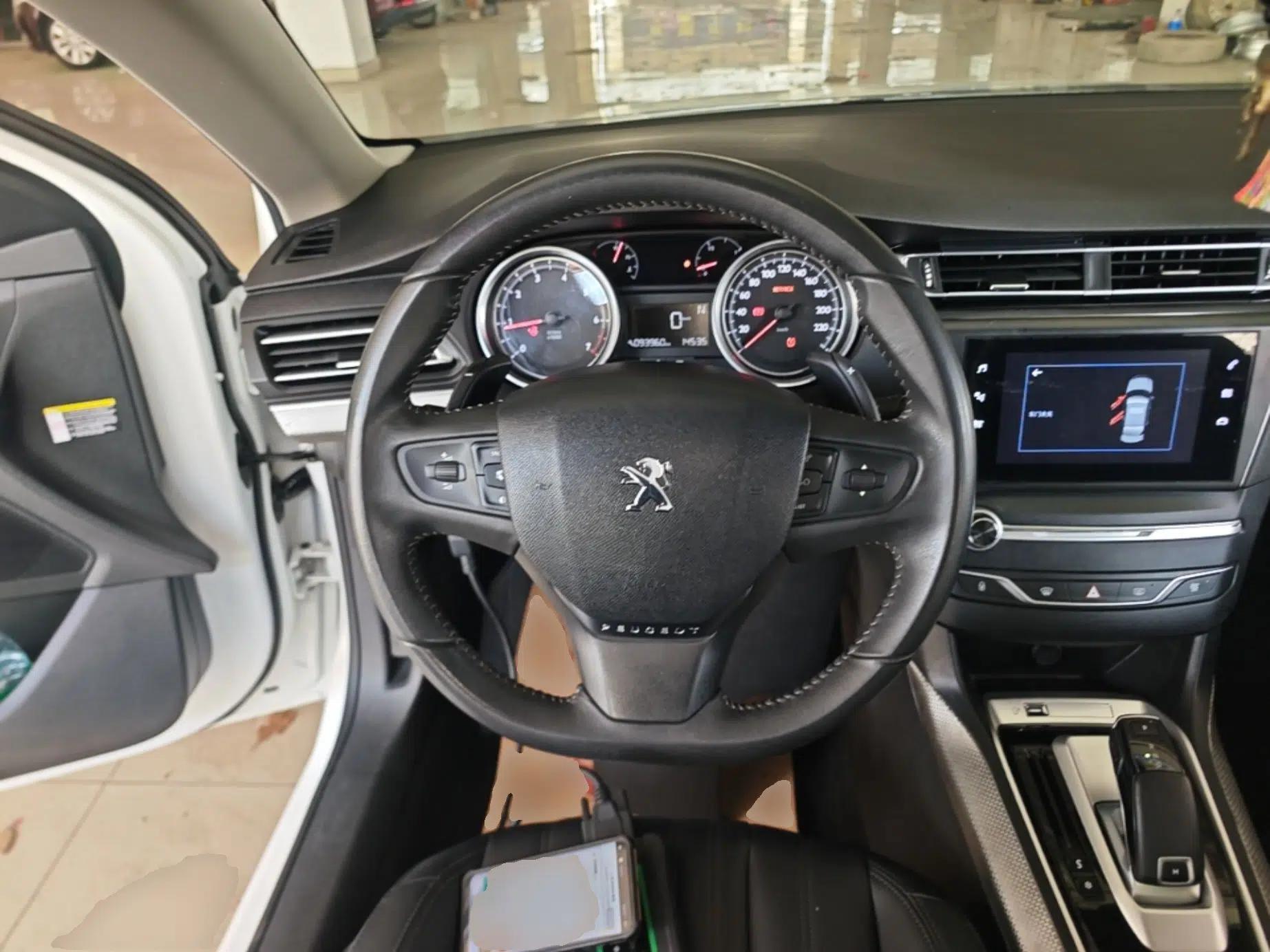 Peugeot 408 2019 230THP Automatic Luxury Edition China VI Standard — миниатюра 14