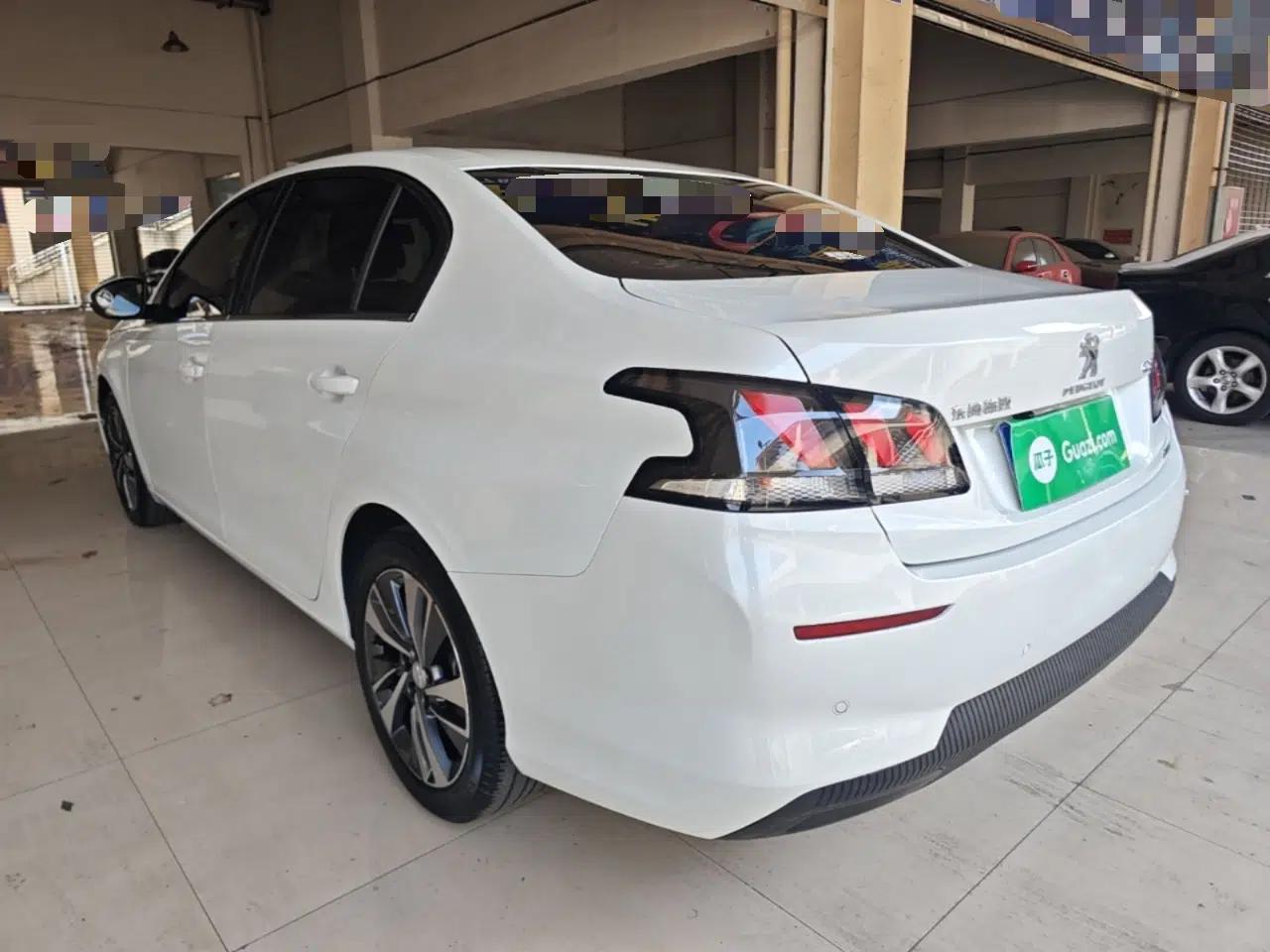 Peugeot 408 2019 230THP Automatic Luxury Edition China VI Standard — миниатюра 4