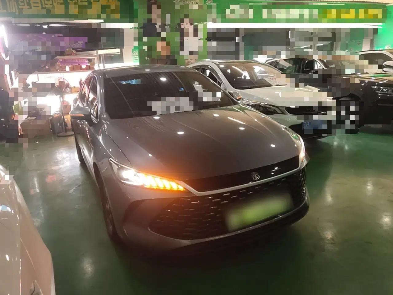 BYD Qin PLUS 2025 DM-i Smart Drive 55KM Leading Model — миниатюра 3