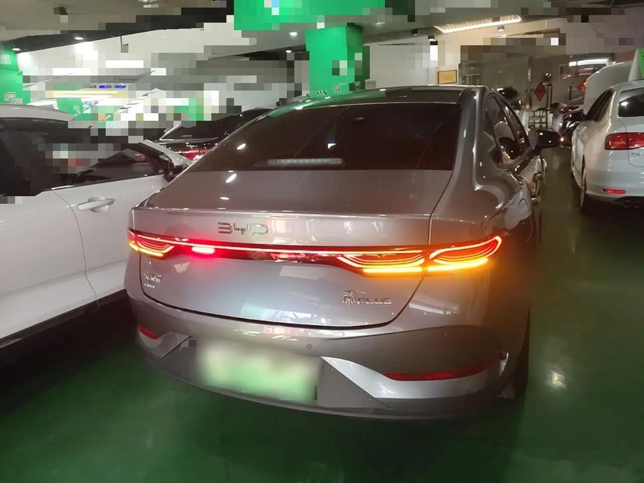 BYD Qin PLUS 2025 DM-i Smart Drive 55KM Leading Model — миниатюра 5