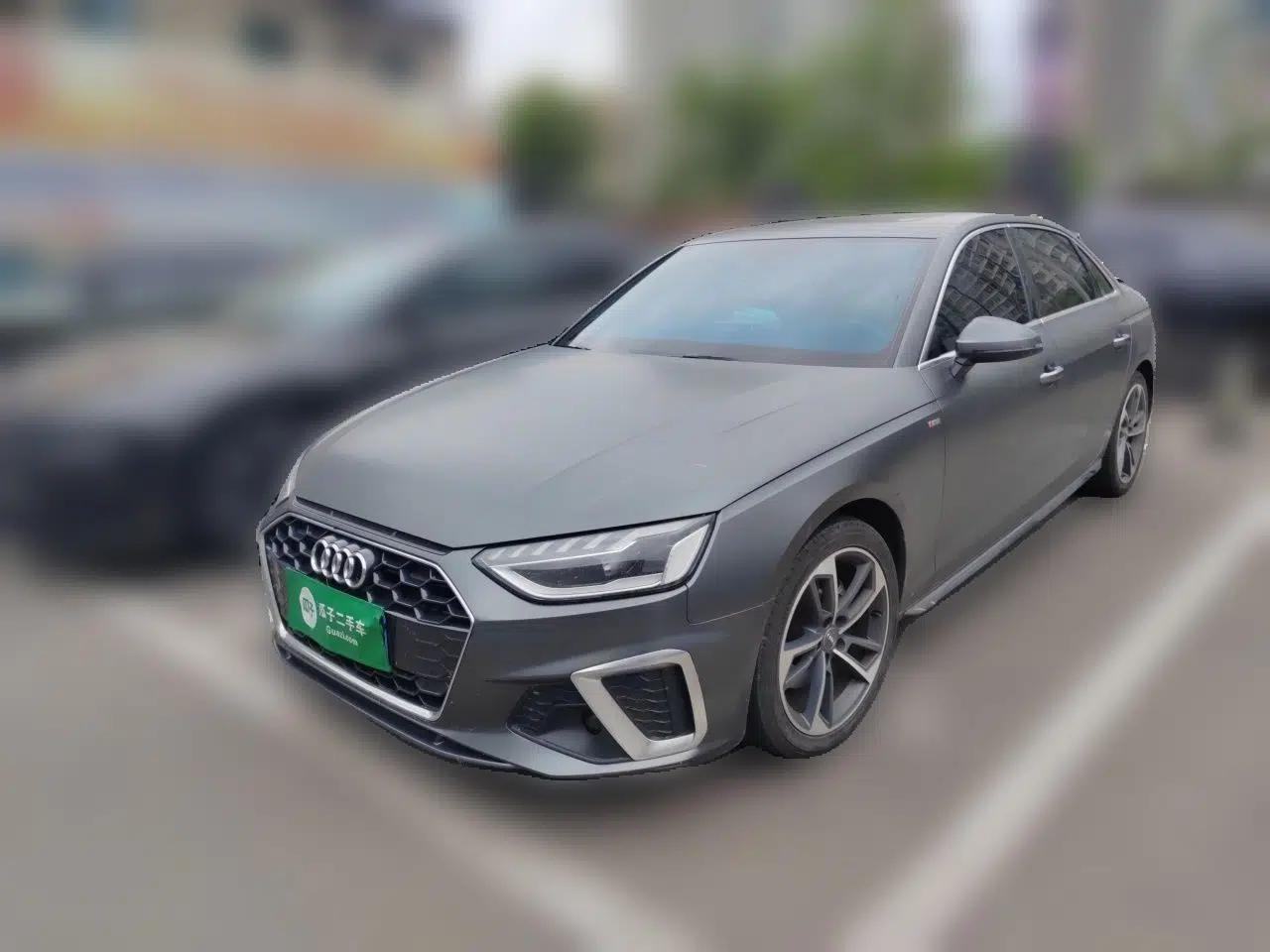 Audi A4L 2020 40 TFSI Fashionable and Elegant Model — миниатюра 1