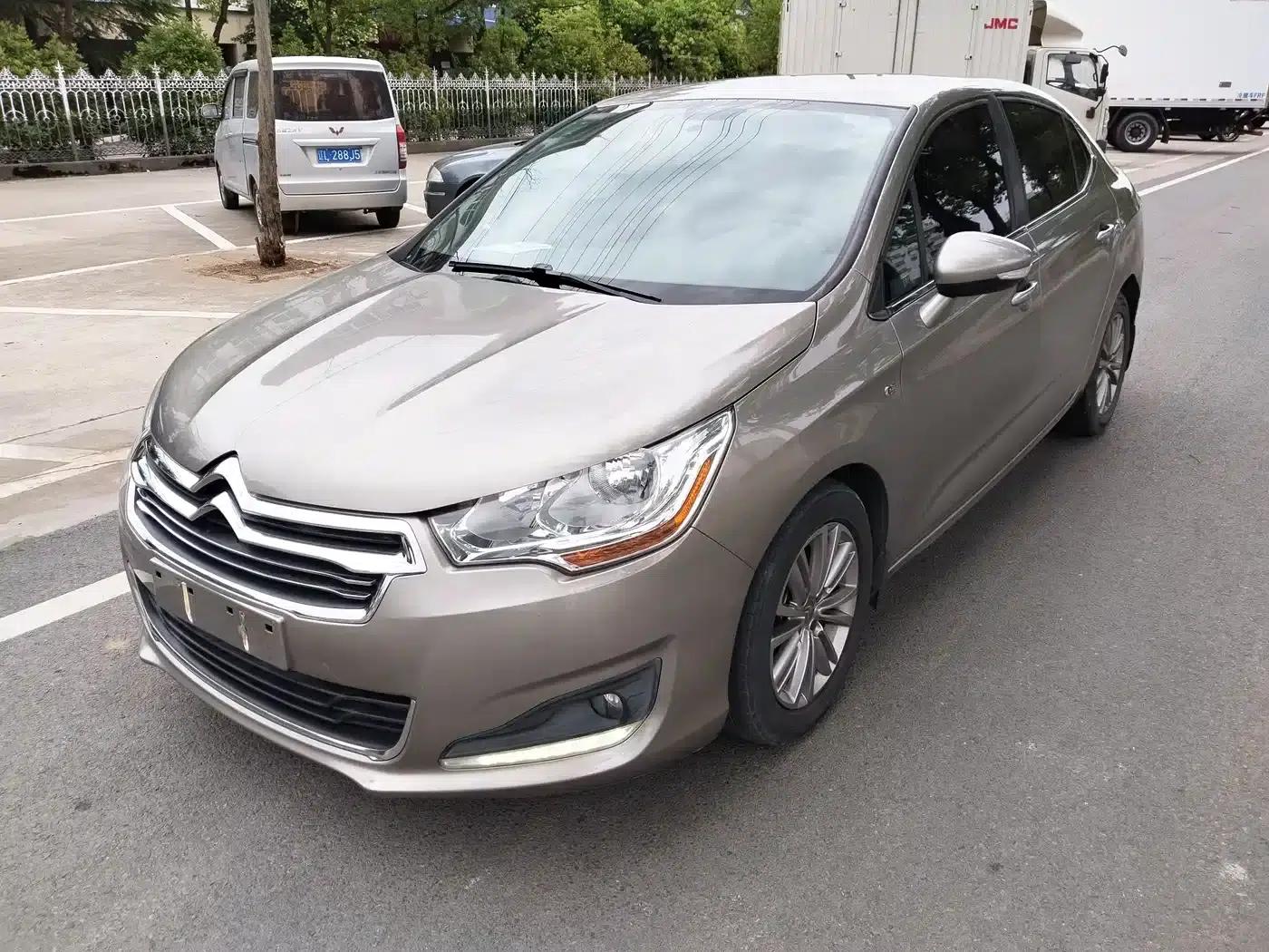Citroën C4L 2014 1.8L Smart Drive Automatic Enjoyment Edition — миниатюра 1