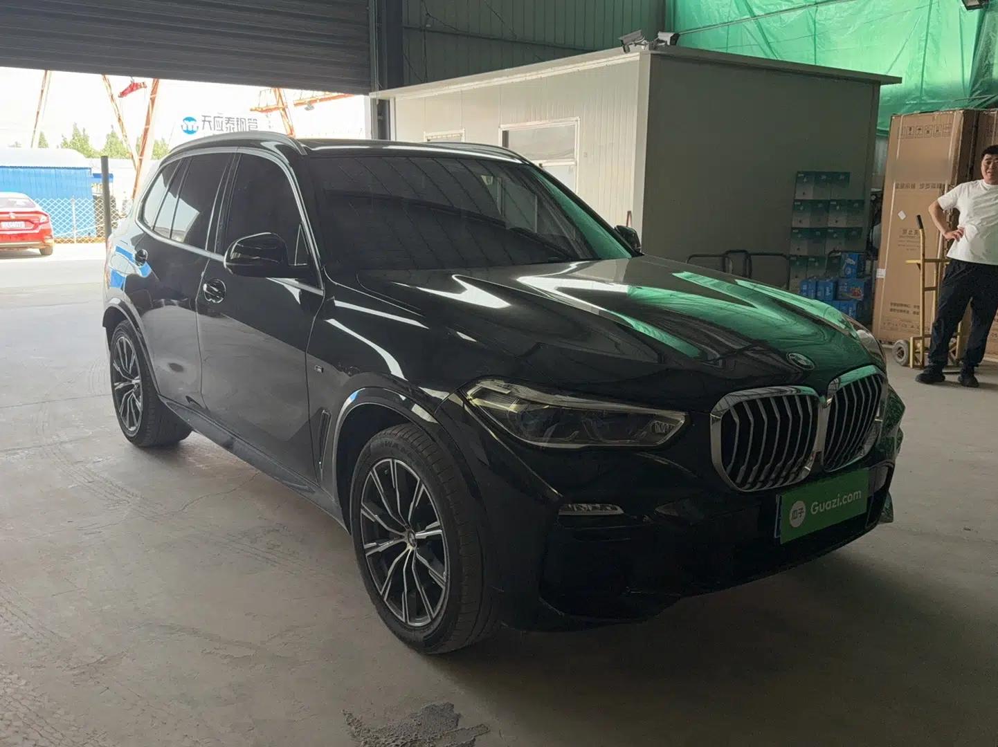 BMW X5 2021 Restyled xDrive40i M Sport Package — миниатюра 3