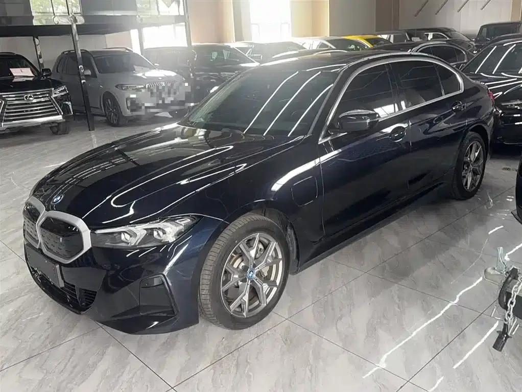 BMW i3 2022 eDrive 35L — миниатюра 2