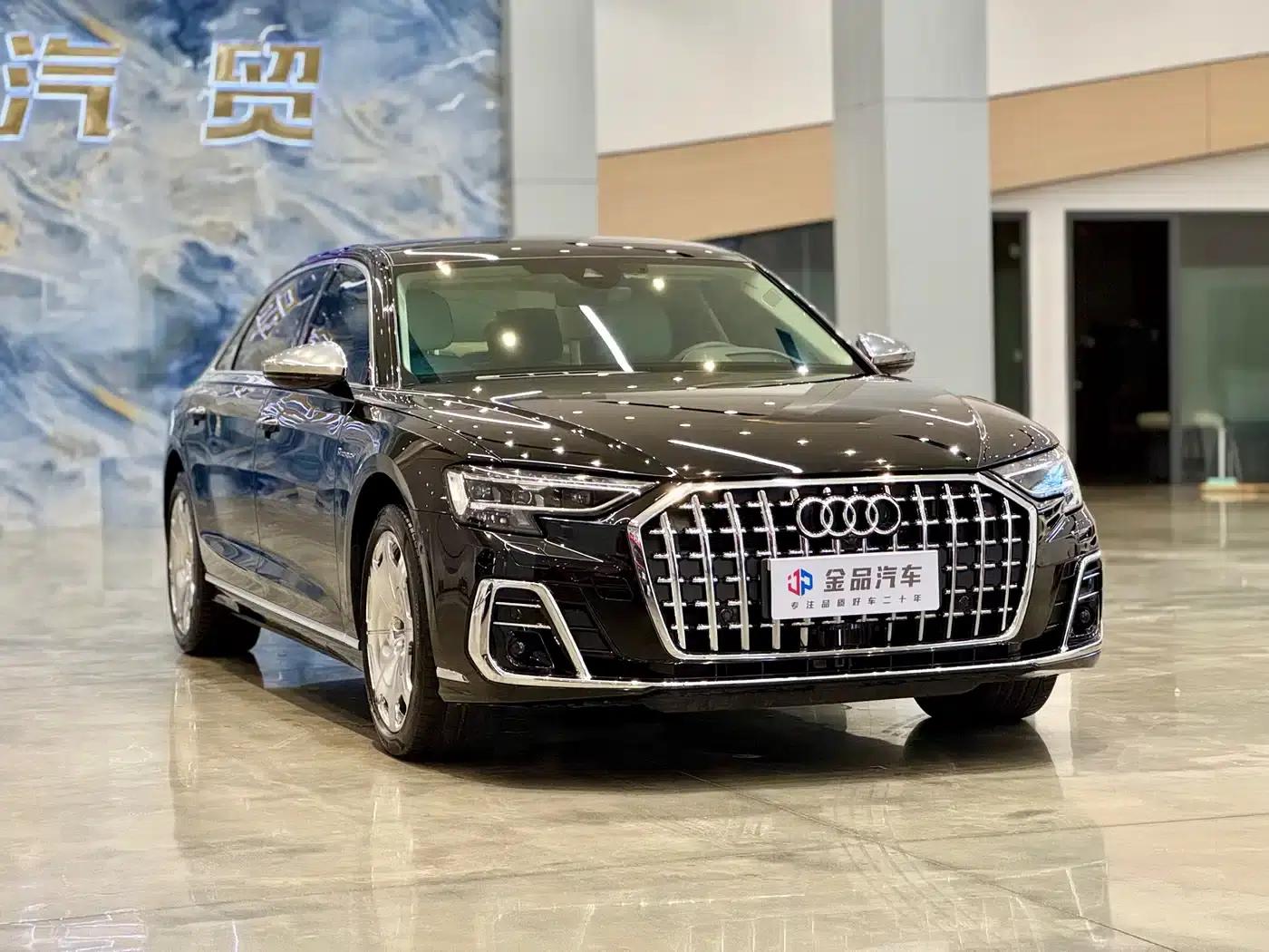 2024 Audi A8 A8L Horch Founder's Edition Legend — миниатюра 3