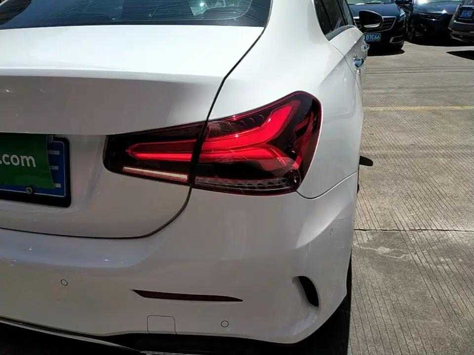 Mercedes-Benz A-Class 2020 A 200 L Sport Sedan — миниатюра 7