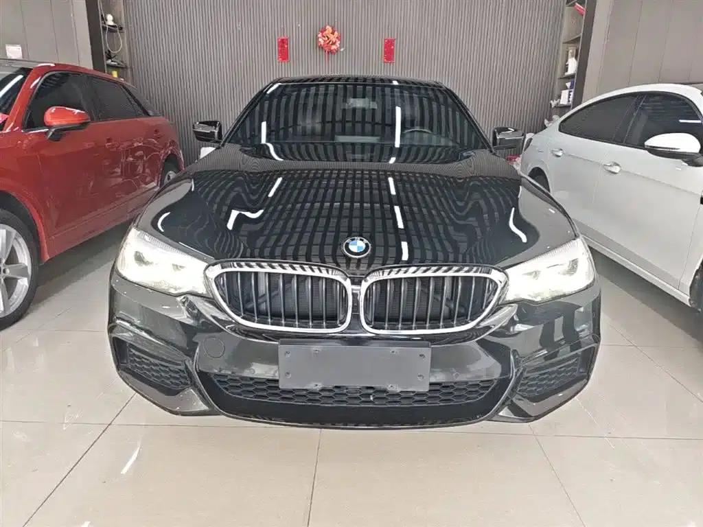 2019 BMW 5 Series 525Li M Sport Package — миниатюра 3
