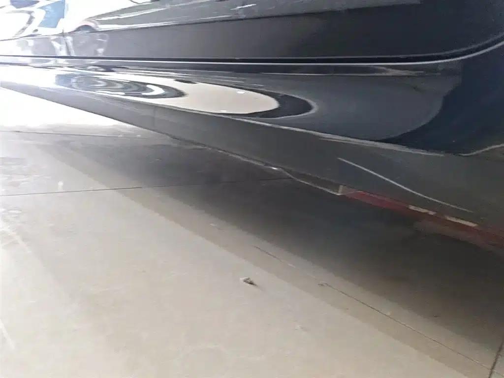 2019 BMW 5 Series 525Li M Sport Package — миниатюра 22