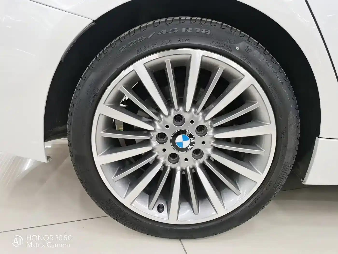 BMW 3 Series 2019 320Li Fashion Edition — миниатюра 9