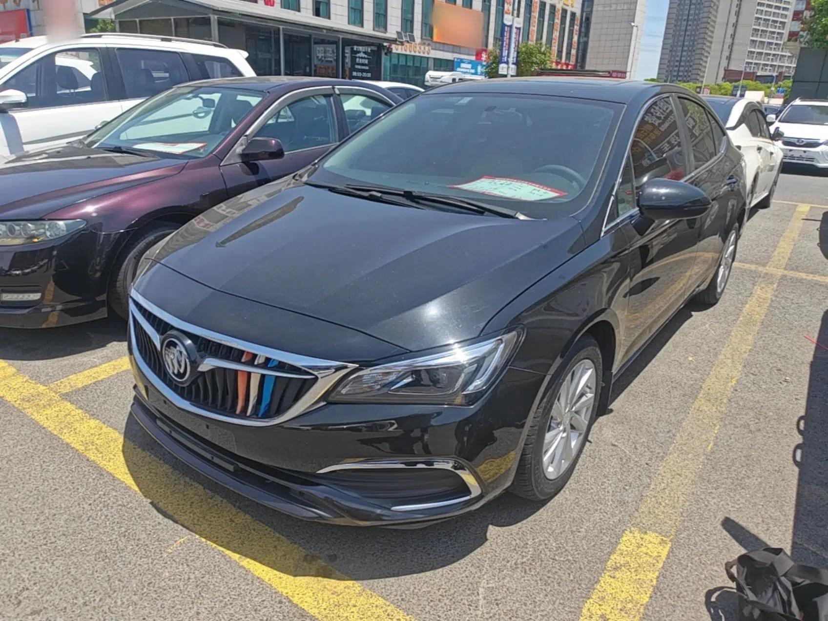 Buick Verano 2019 Sedan 15S Automatic Leading Model — миниатюра 1