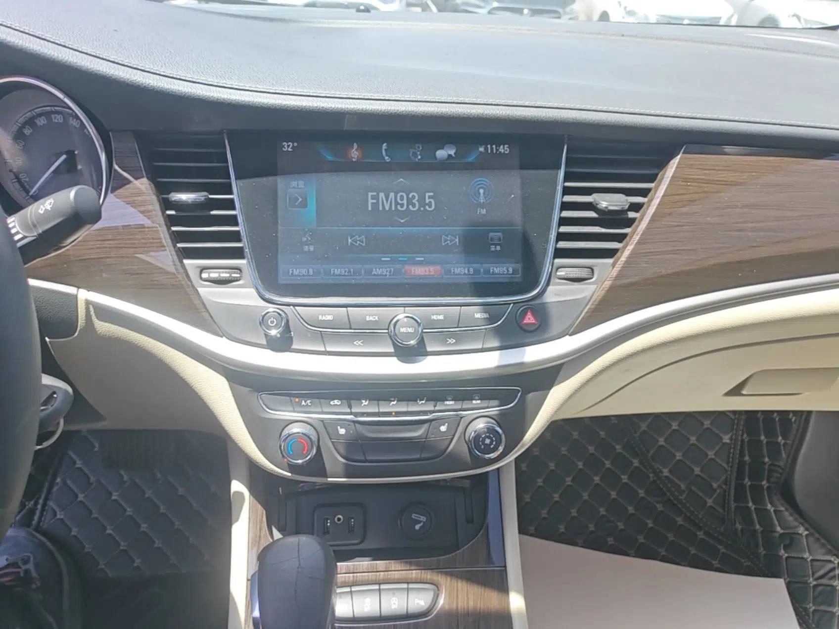 Buick Verano 2019 Sedan 15S Automatic Leading Model — миниатюра 16