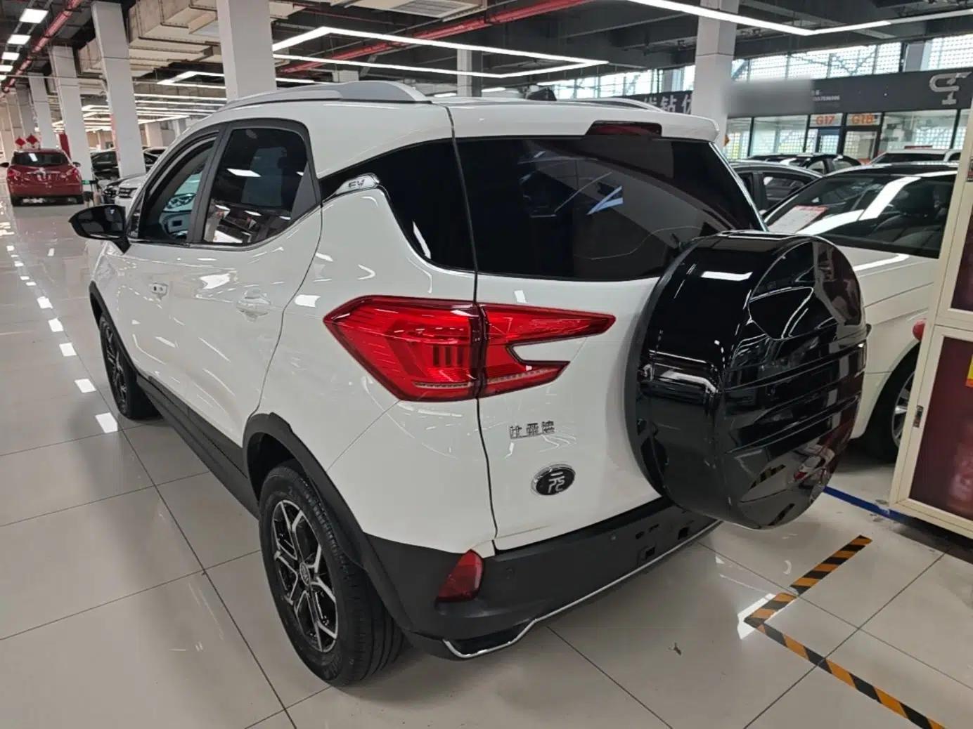 BYD Yuan Pro 2021 401 km Luxury Version — миниатюра 4