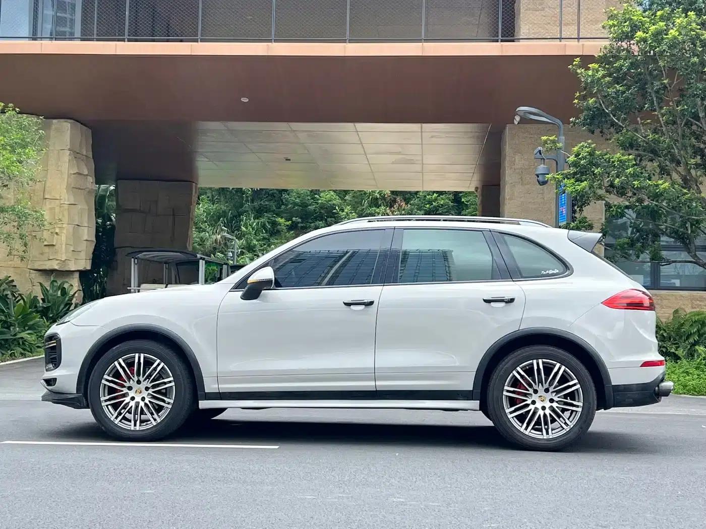 Cayenne 2015 Cayenne 3.0T — миниатюра 4