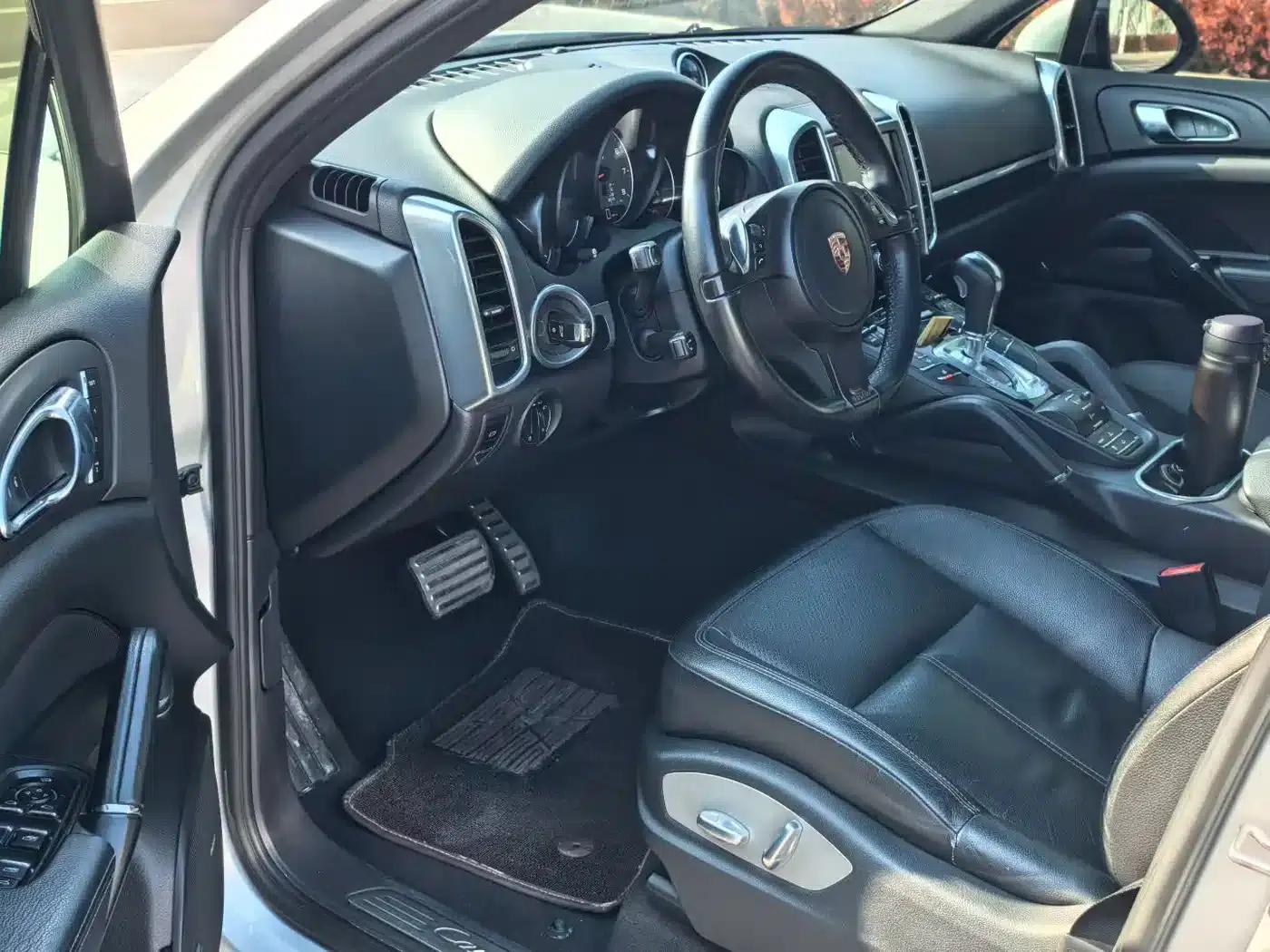 Cayenne 2011 Cayenne S Hybrid 3.0T — миниатюра 2