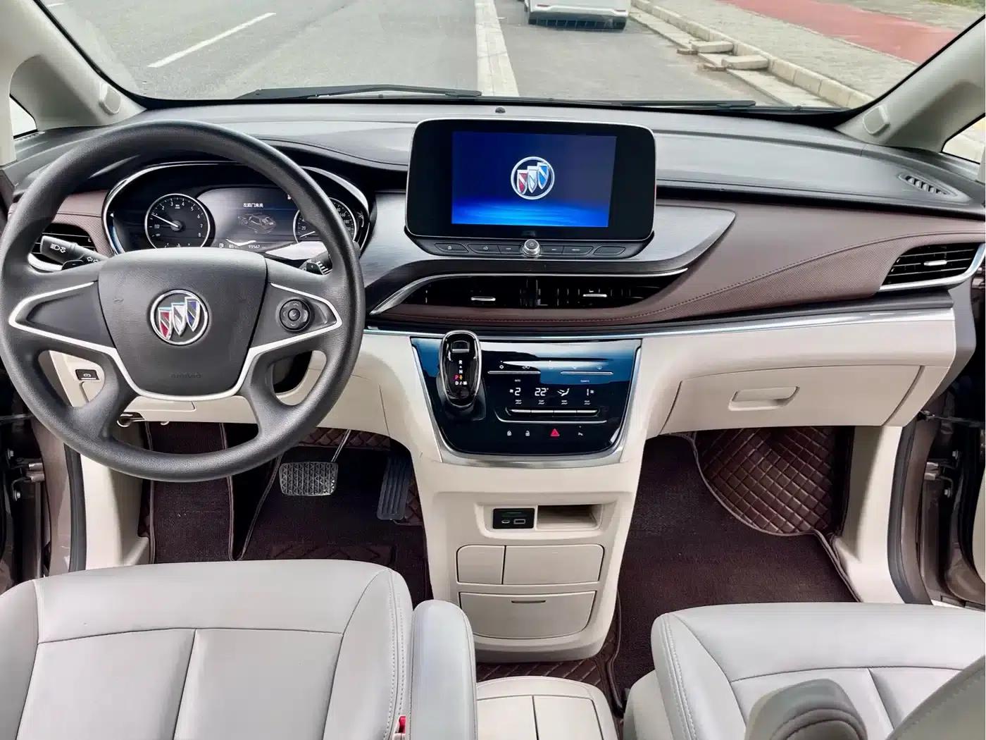 Buick GL8 2022 Land Business Class 652T Comfort — миниатюра 12