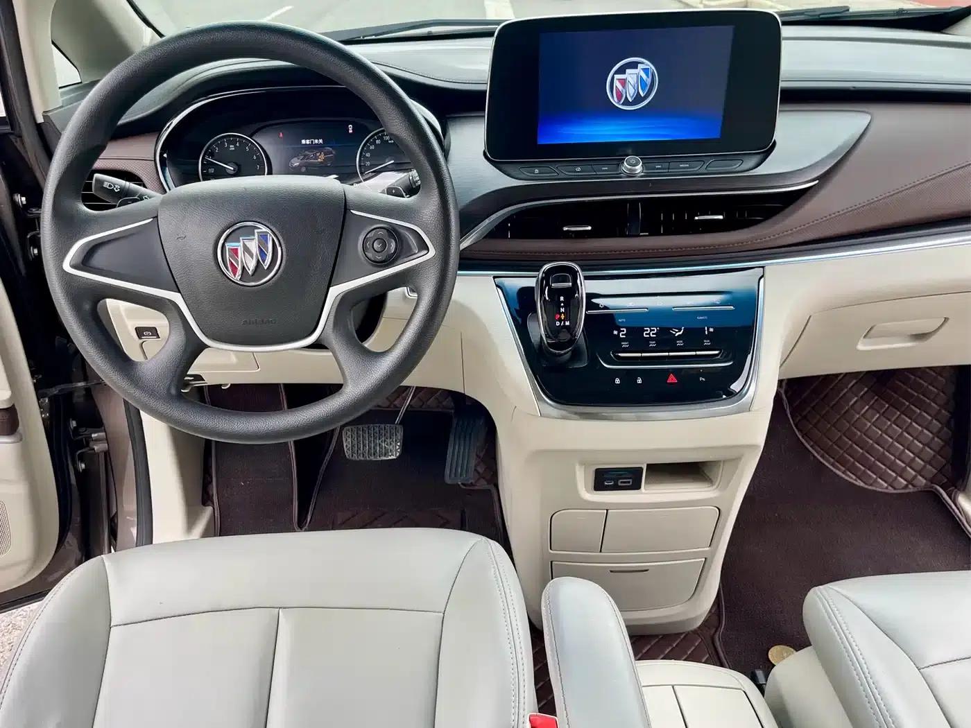 Buick GL8 2022 Land Business Class 652T Comfort — миниатюра 13
